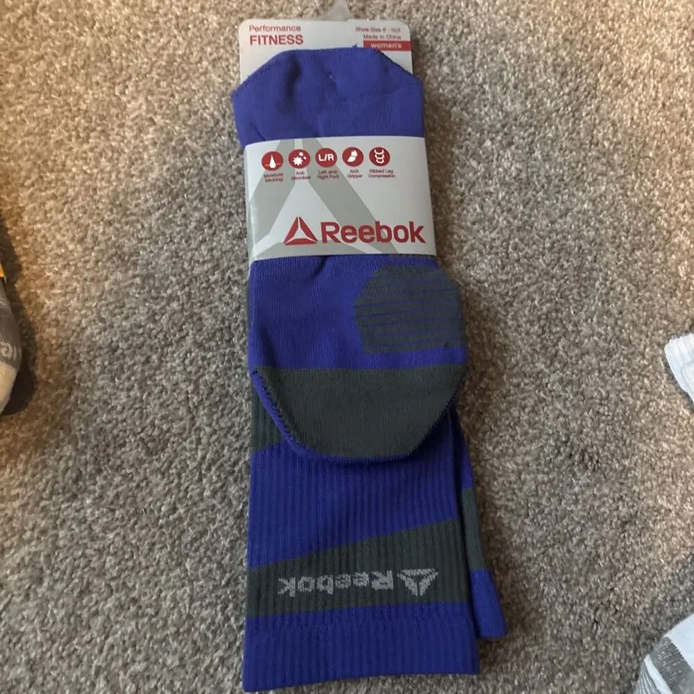 Women’s Sock Lot Alaska Knits, Finishline, Carhartt, Muk Luks, Reebok, Old Navy - Picture 9 of 16